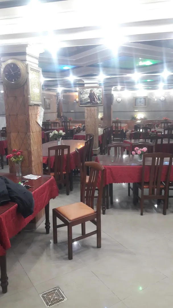 رستوران بابا حاجی (شعبه اصلی)
