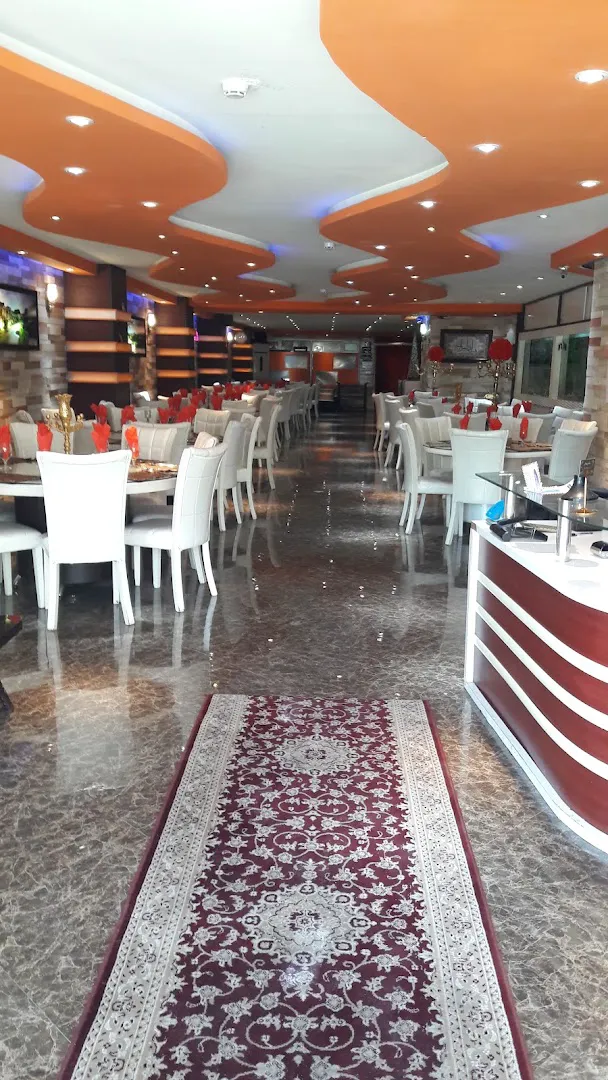 کافه رستوران دورهمی (شعبه اصلی)