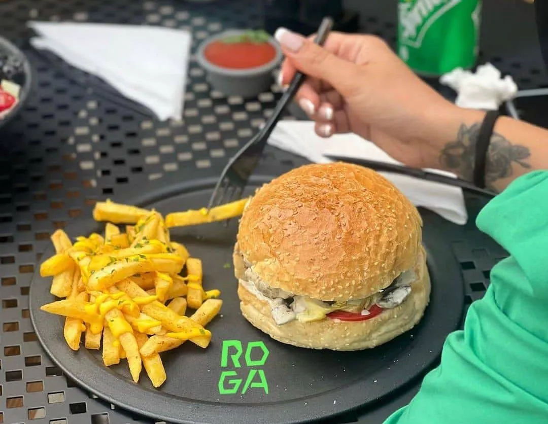 فست فود رگا (شعبه اصلی) - تصویر 4