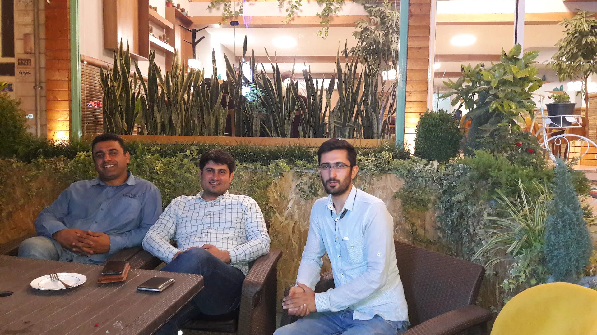 غذای سالم و کافه بام سبز (شعبه اصلی) - تصویر 4