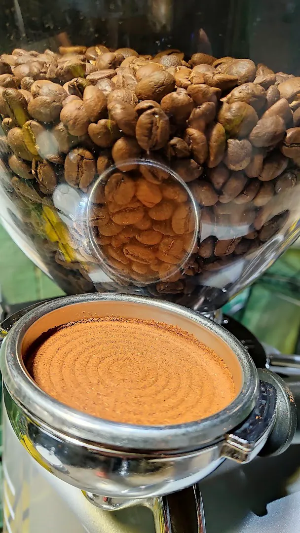 کاف کافی کرج (شعبه اصلی) - تصویر 3