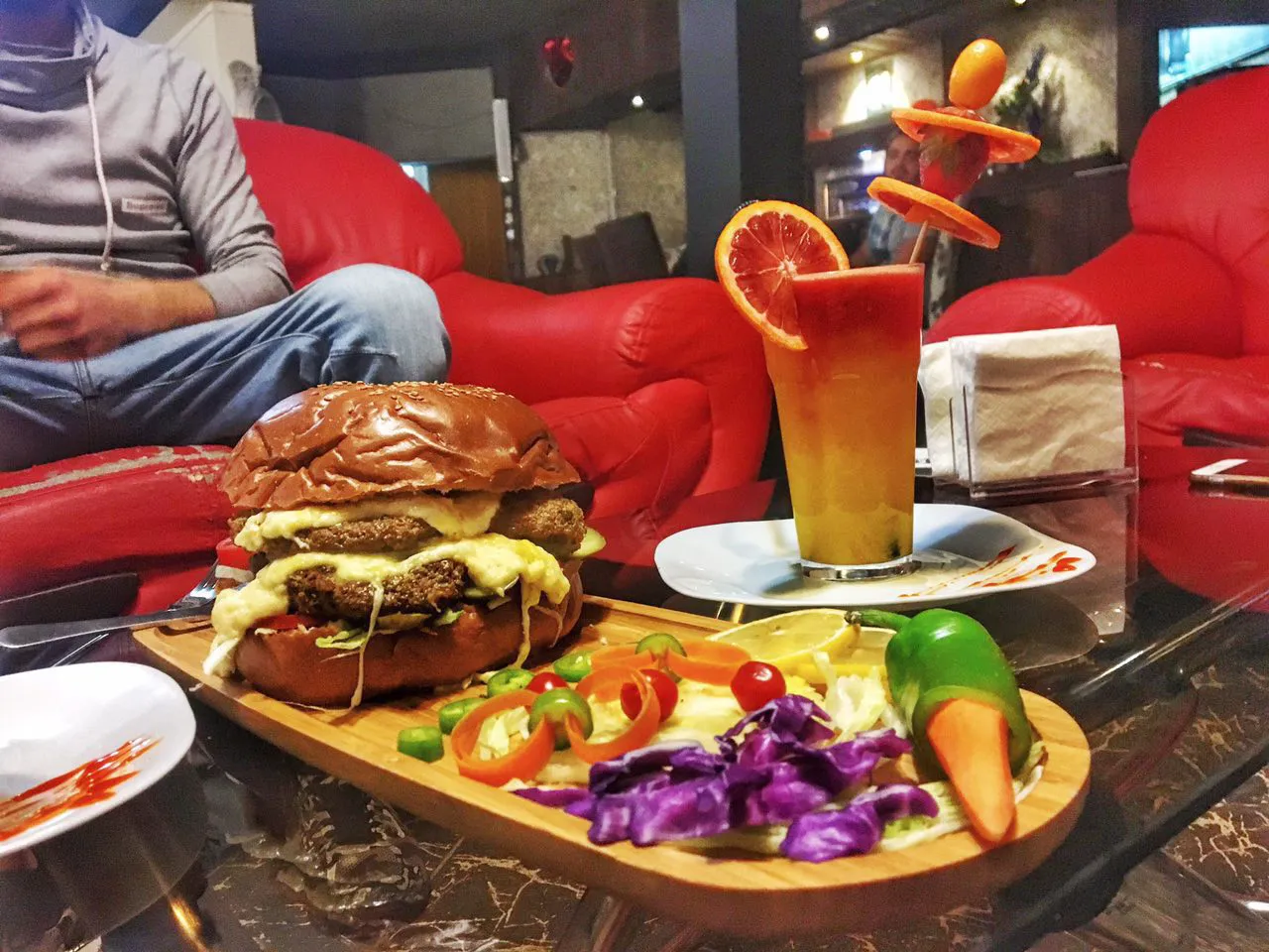 کافه دالون (شعبه اصلی)