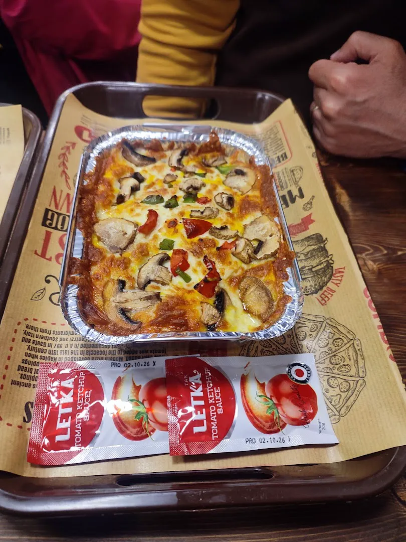 Chista FastFood فست فود چیستا (شعبه اصلی) - تصویر 2
