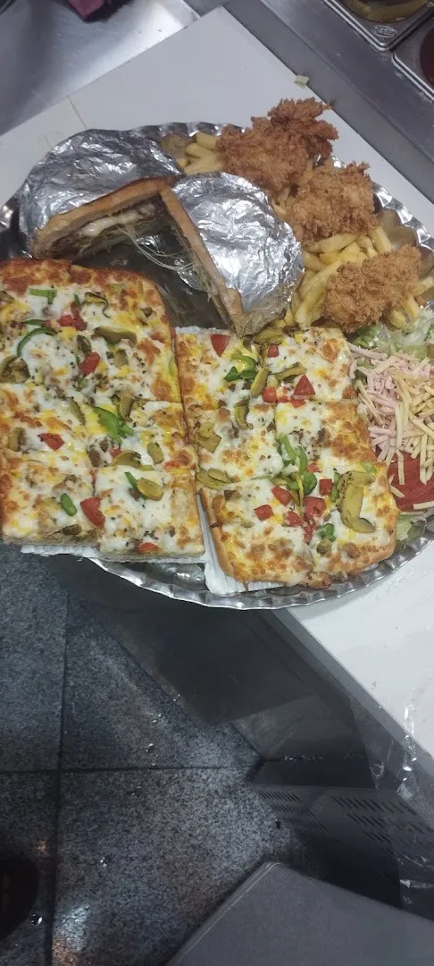 فست فود گرینویچ (شعبه اصلی) - تصویر 3