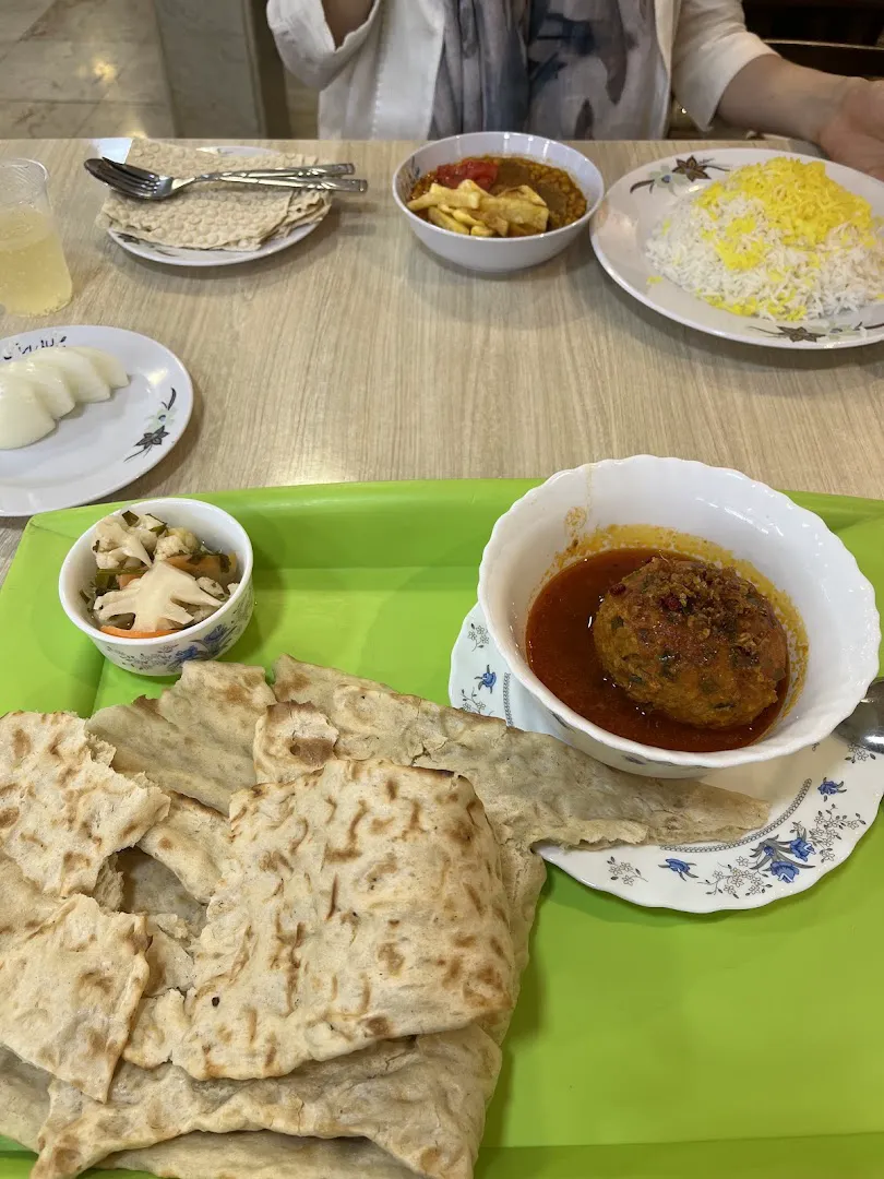 رستوران اِیرانچی (شعبه اصلی) - تصویر 2
