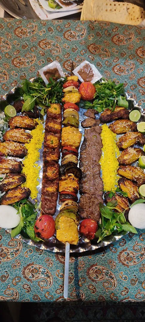رستوران سنتی ایرونی (شعبه اصلی) - تصویر 2