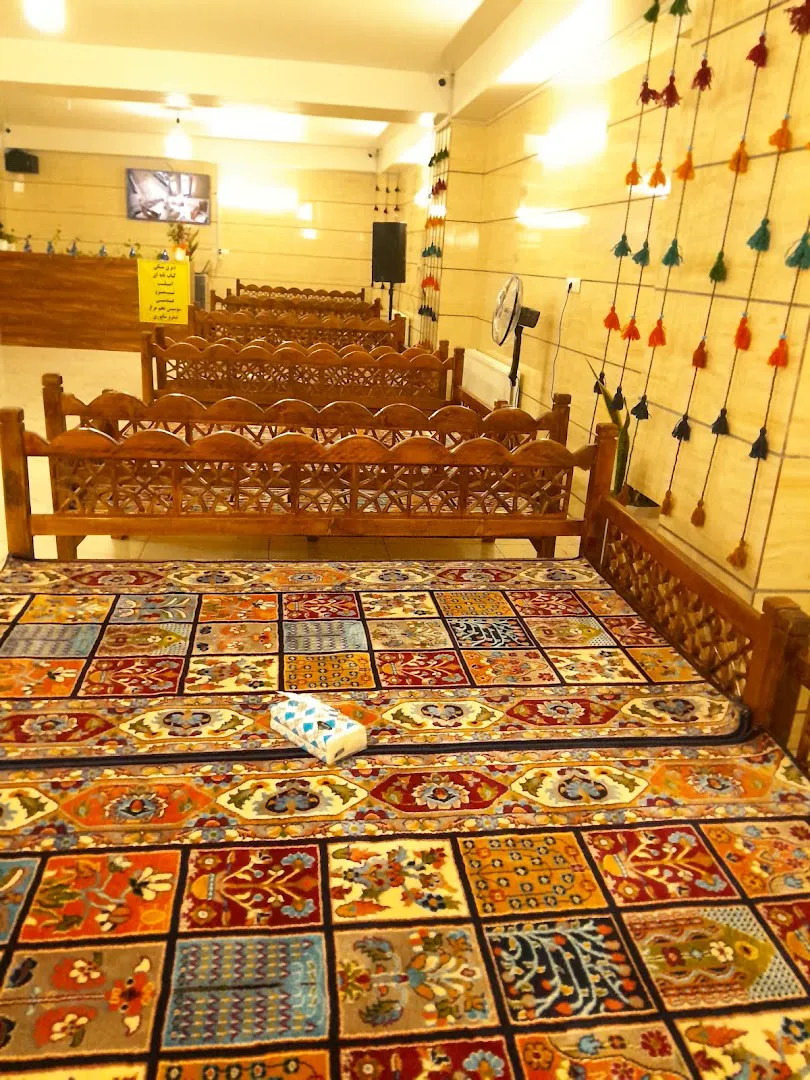 رستوران سنتی (شعبه اصلی)
