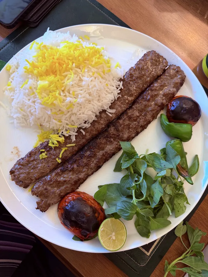 رستوران سنتی باختران (شعبه اصلی) - تصویر 2