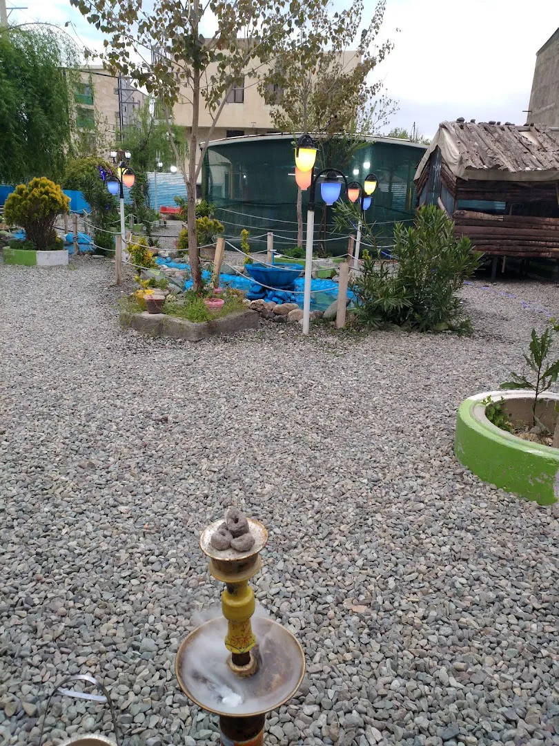 رستوران و سفره خانه سنتی قزل طلایی البرز (شعبه اصلی) - تصویر 2