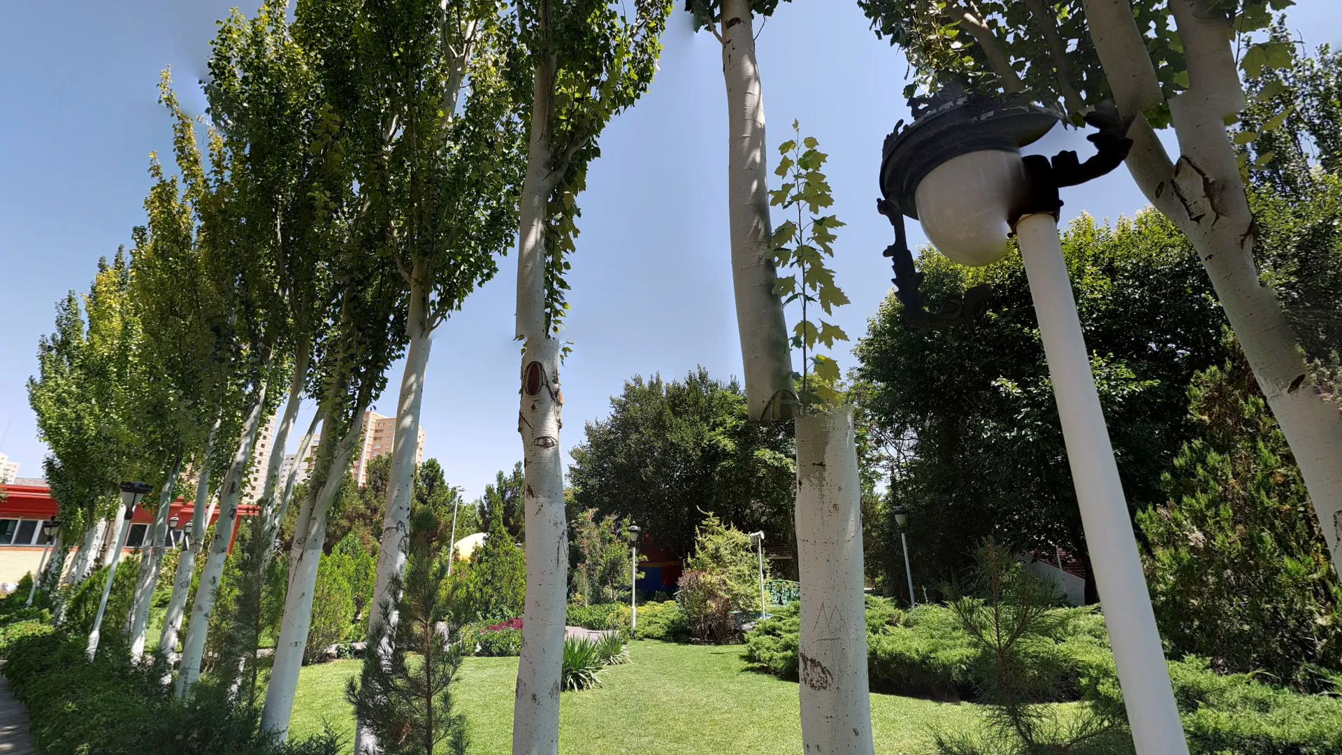 سفره خانه سنتی پتروشیمی (شعبه اصلی)