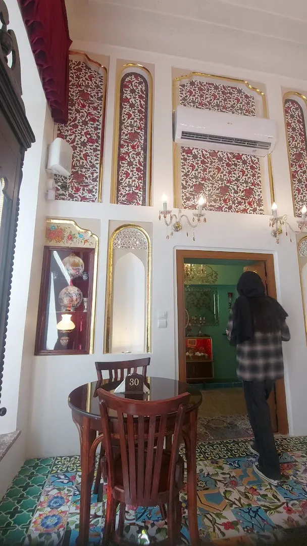 کافه رستوران تاریخی علی خان (شعبه اصلی) - تصویر 2