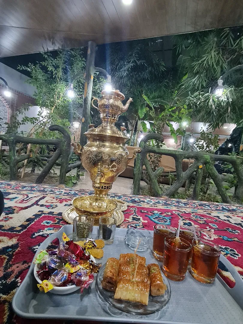 رستوران سنتی همسفر (شعبه اصلی)