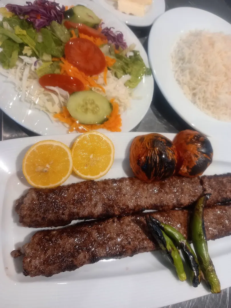 رستوران نژاداصل (شعبه اصلی)