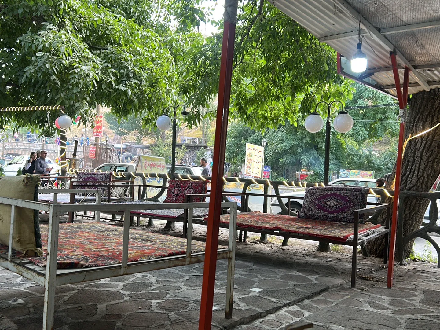 سفره خانه سنتی حاج قربان (شعبه اصلی)