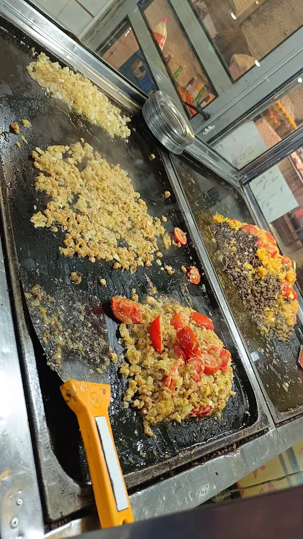 غذا خوری سنتی پاکدل(جزبز،بارساخ) (شعبه اصلی) - تصویر 2