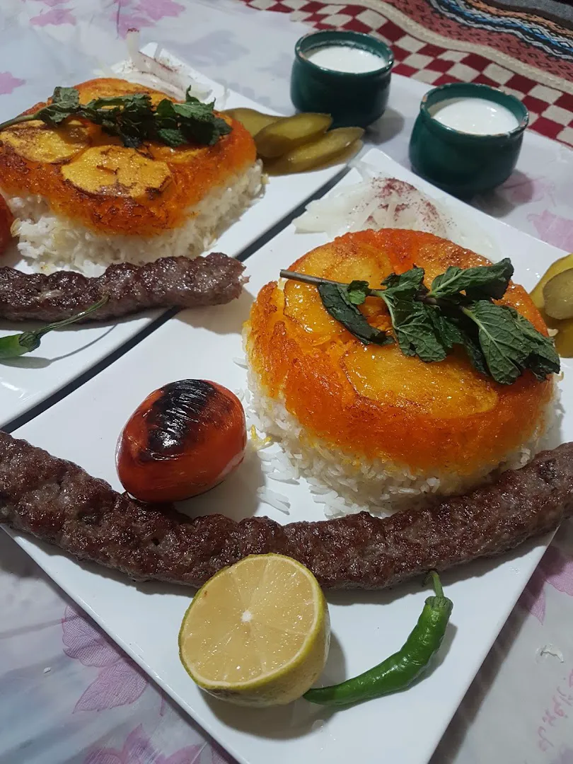 بیمه آسیا ، رستوران سنتی (شعبه اصلی)