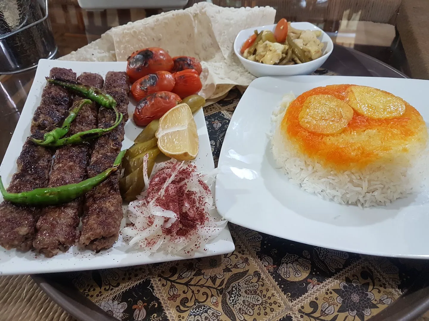 بیمه آسیا ، رستوران سنتی (شعبه اصلی) - تصویر 2