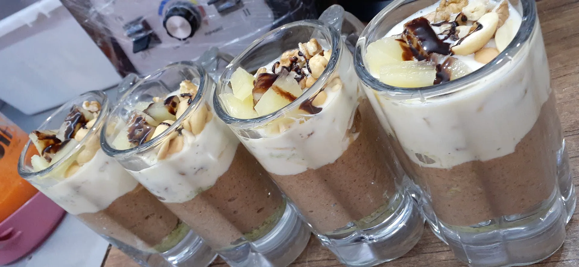 آبمیوه و بستنی سنتی گل آدین حجتی (شعبه اصلی) - تصویر 3