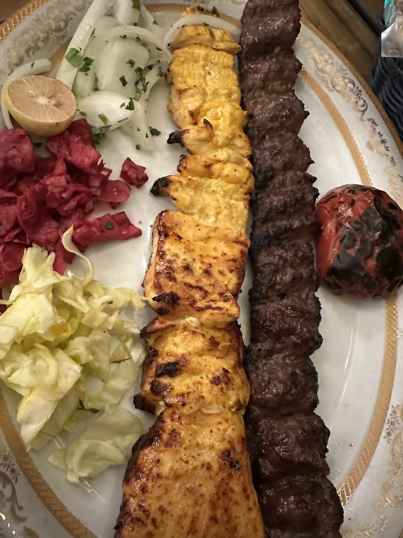 سفره خانه سنتی باغ صبا (شعبه اصلی) - تصویر 3