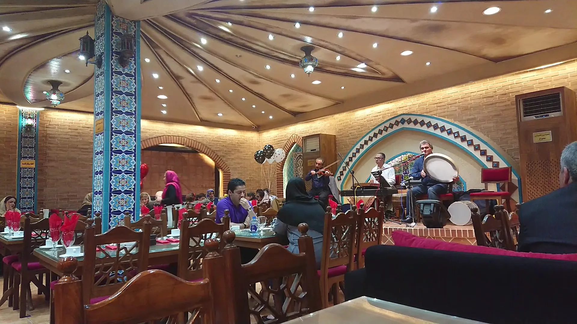 سفره خانه سنتی باران (شعبه اصلی) - تصویر 2