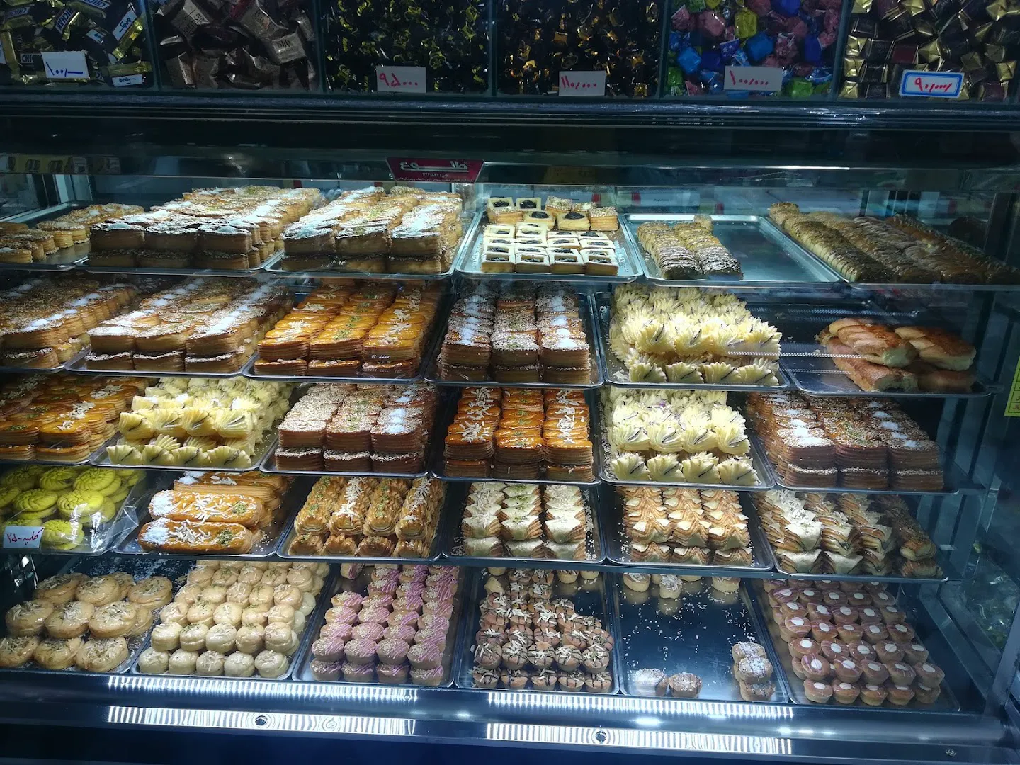 شیرینی سرای سولماز (شعبه اصلی) - تصویر 4