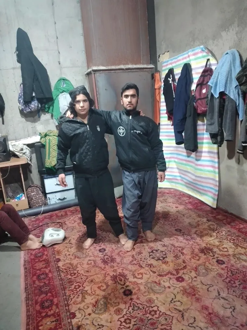 لبنیات بستنی کوهزاد (شعبه اصلی)
