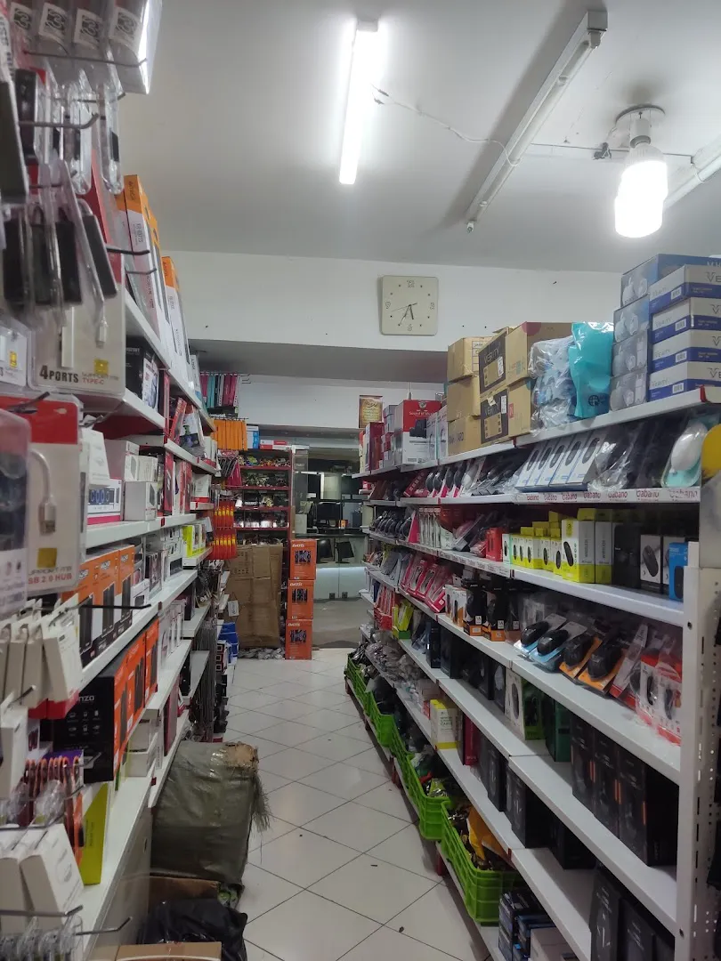 مرکز کامپیوتر کرج (شعبه اصلی)
