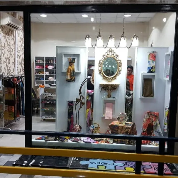 فروشگاه شال و روسری آرشیدا (شعبه اصلی) - تصویر 2