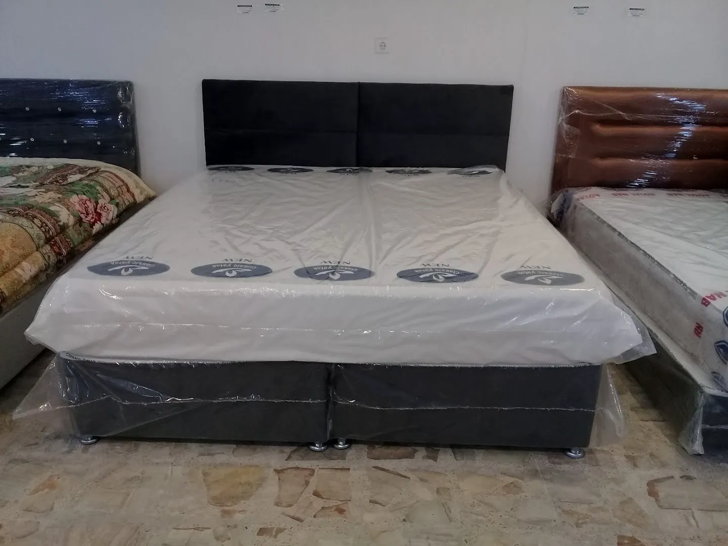 فروشگاه باکس و تشک خوشخواب کلاسیک (شعبه اصلی)
