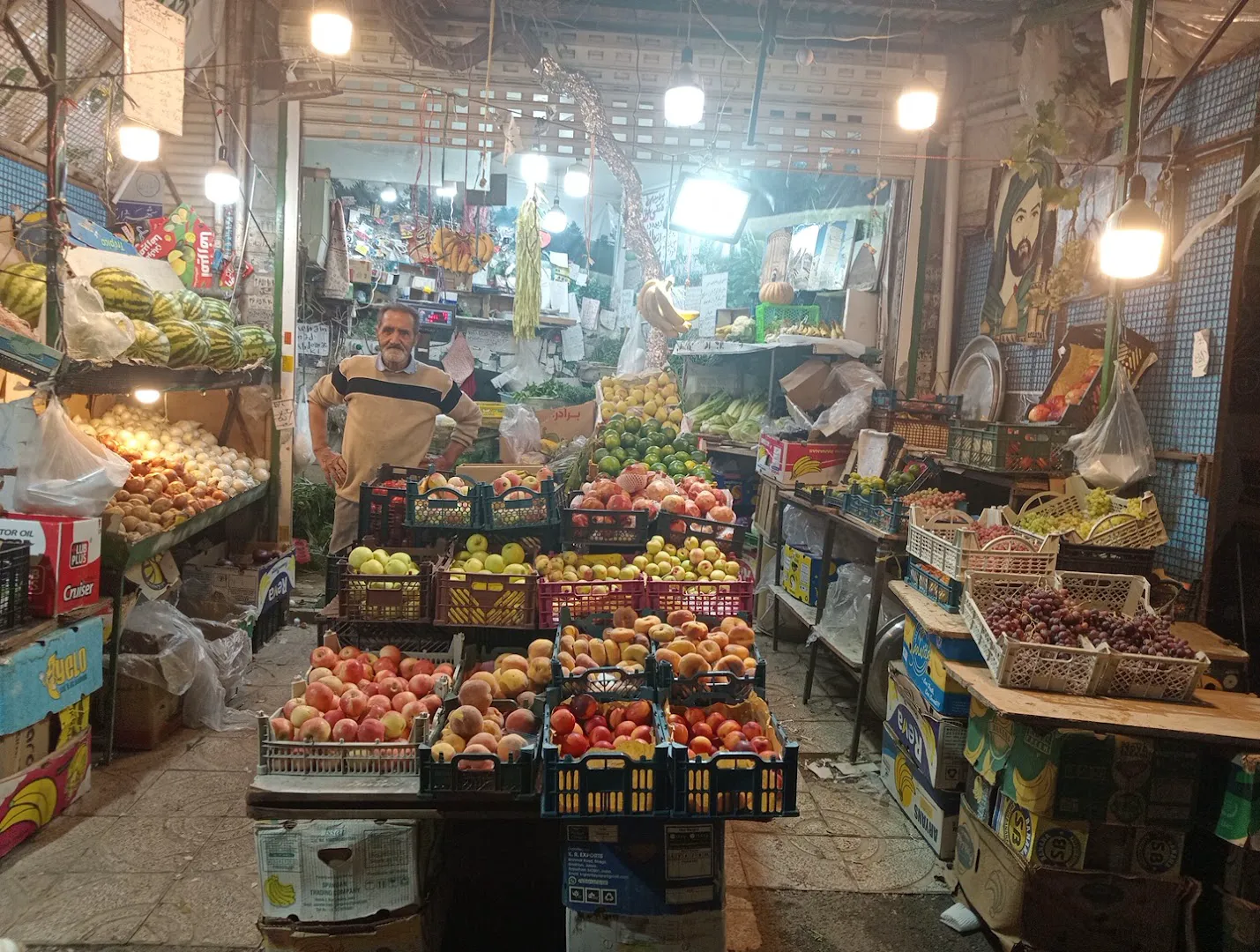 میوه فروشی عمو حسن (شعبه اصلی) - تصویر 2