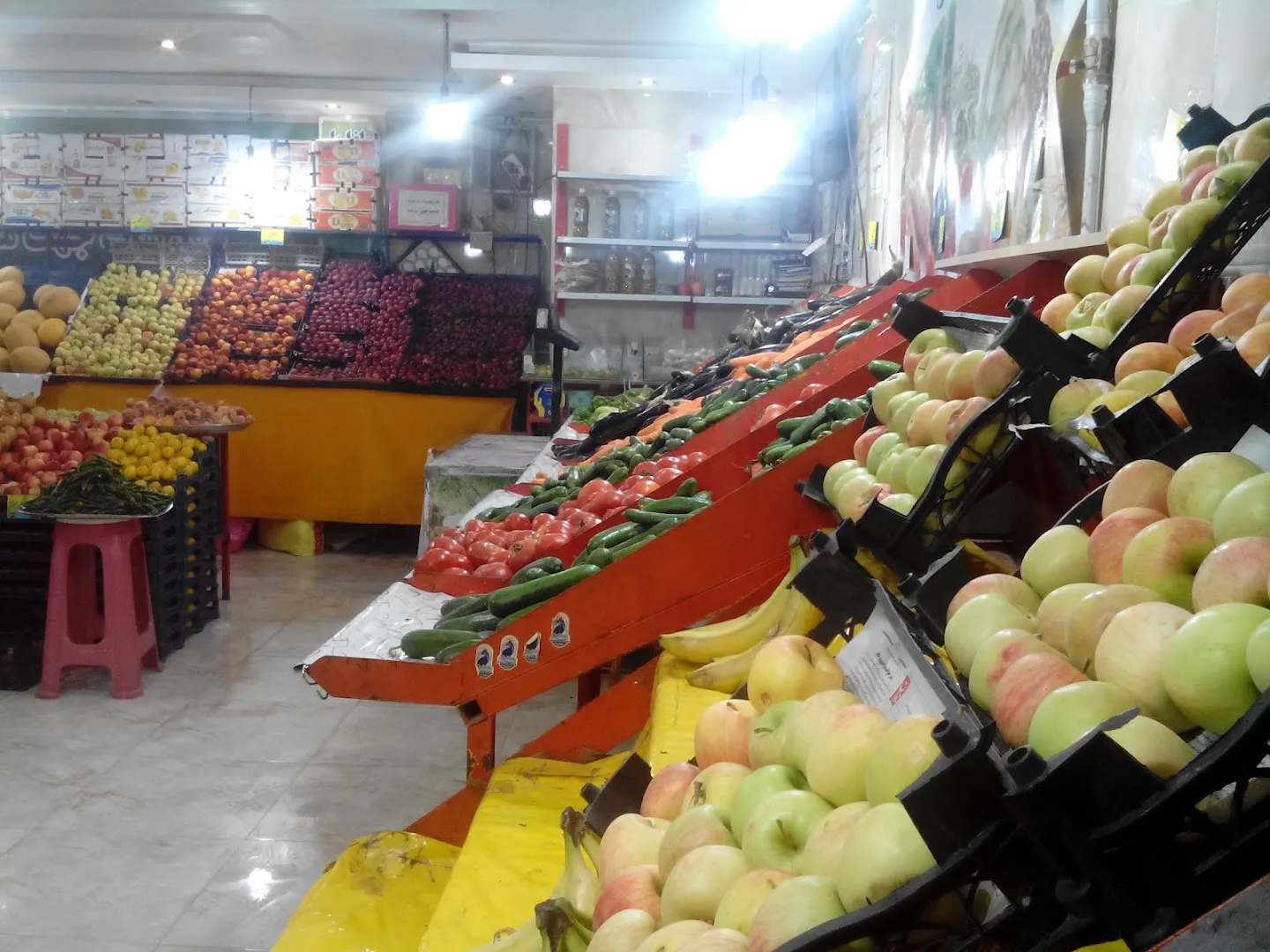 ارزانسرای میوه و تره بار صداقت (شعبه اصلی) - تصویر 2