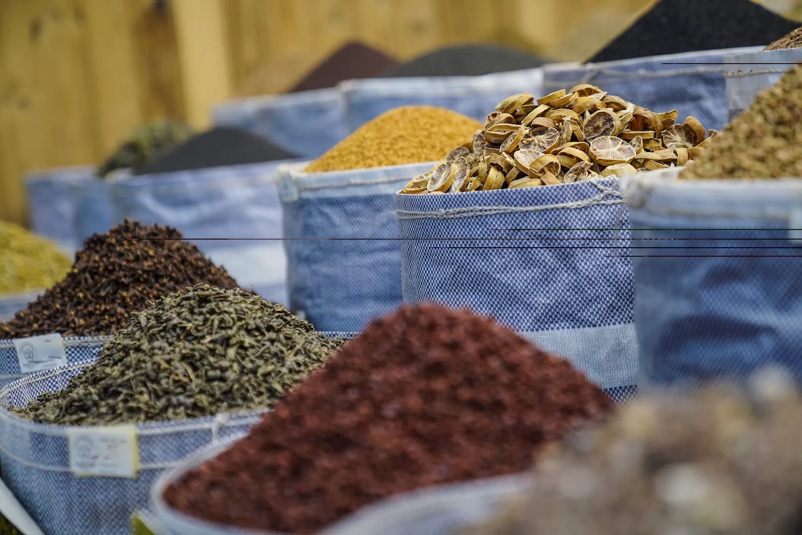 زرین گیاه صدیقی خاورمیانه (شعبه اصلی) - تصویر 3