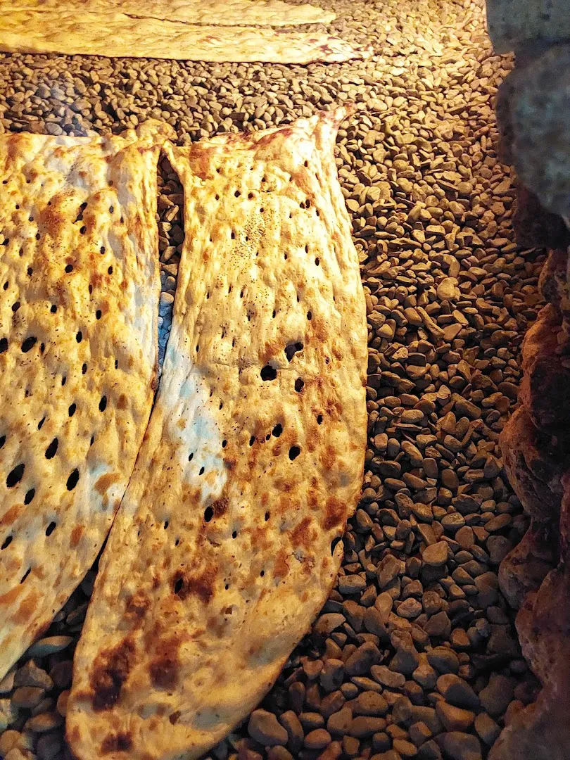 نانوایی سنگکی سنتی رحیمی (شعبه اصلی) - تصویر 2