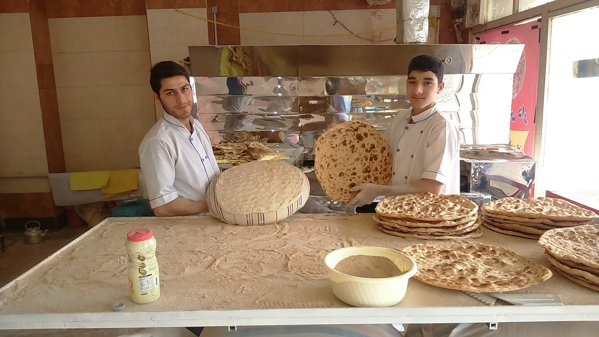 نانوایی سنتی زنجان (شعبه اصلی) - تصویر 3