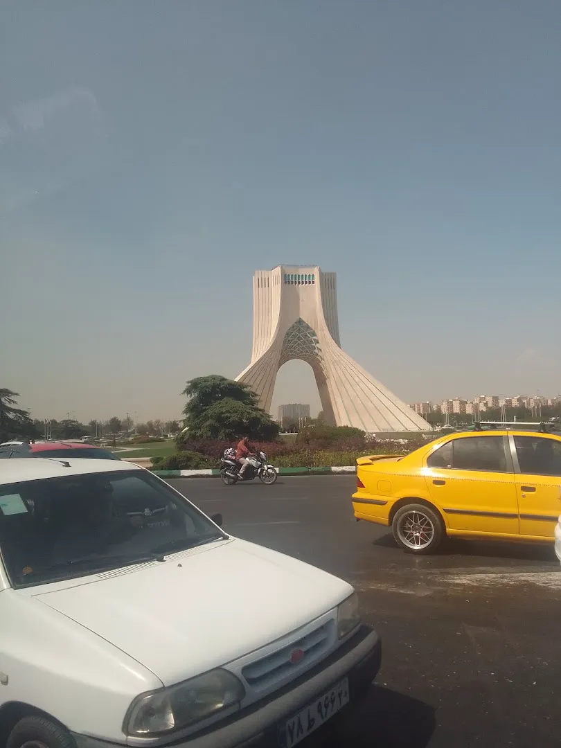 هایپر مارکت پرویز (شعبه اصلی) - تصویر 4