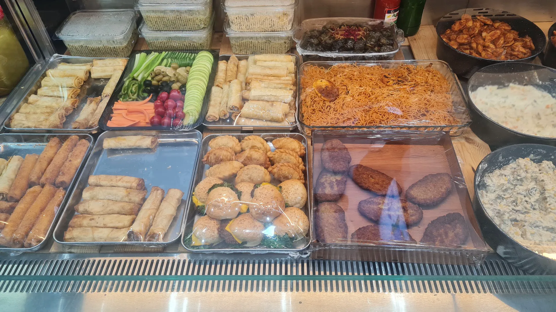 یونیک مارکت فرمانیه (شعبه اصلی) - تصویر 3