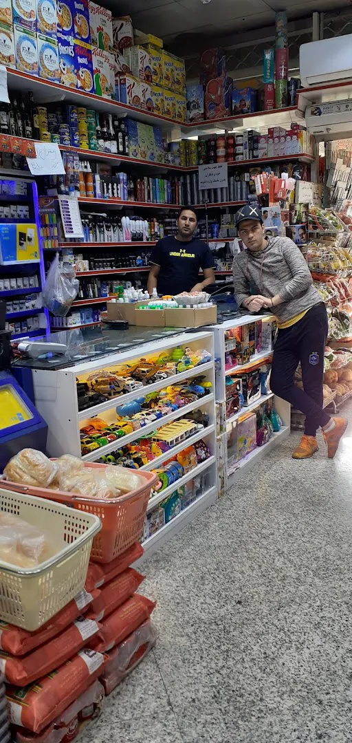 هایپر مارکت الماس پاسداران (شعبه اصلی) - تصویر 2