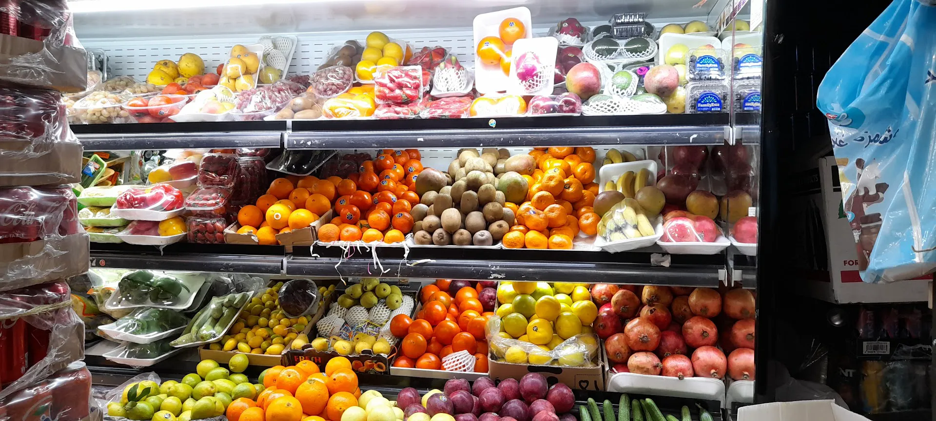 فروشگاه زنجیره ای یاران دریان کامرانیه (شعبه اصلی) - تصویر 3