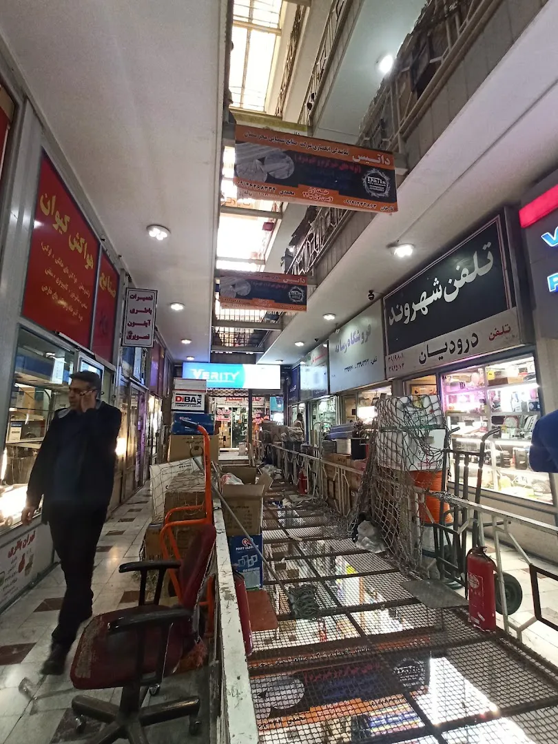 پاساژ ۱۱۰ لاله زار (شعبه اصلی) - تصویر 3