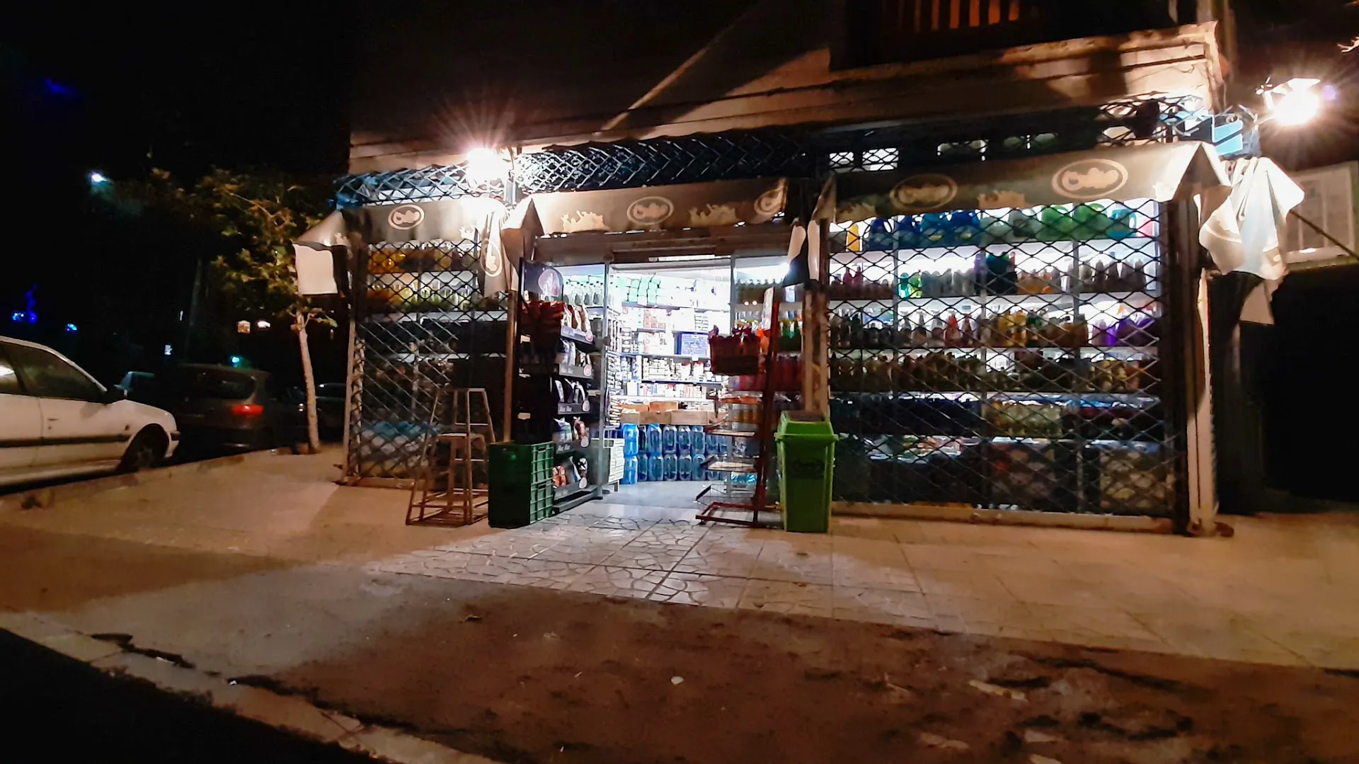سوپرمارکت سیاحی (شعبه اصلی) - تصویر 2