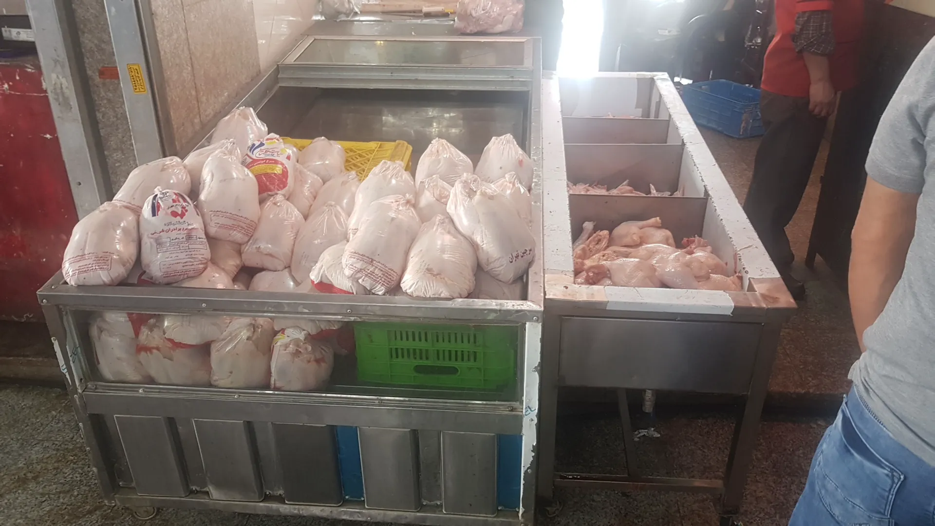میدان میوه و تره بار میدان بهمن (شعبه اصلی) - تصویر 2