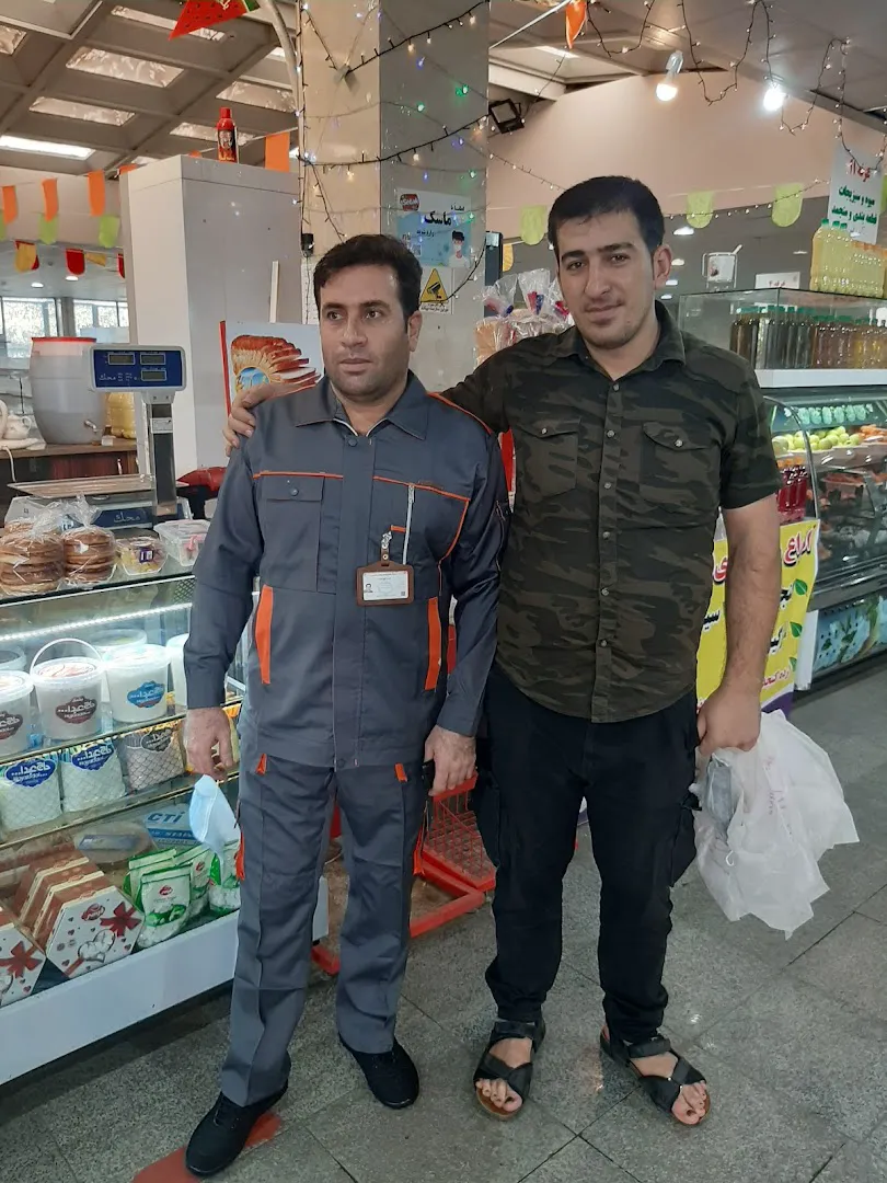 بازار روز ترنج (شعبه اصلی) - تصویر 2