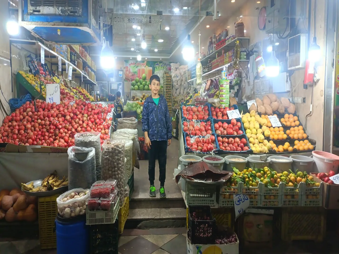 سوپر میوه آذربایجان (شعبه اصلی) - تصویر 2