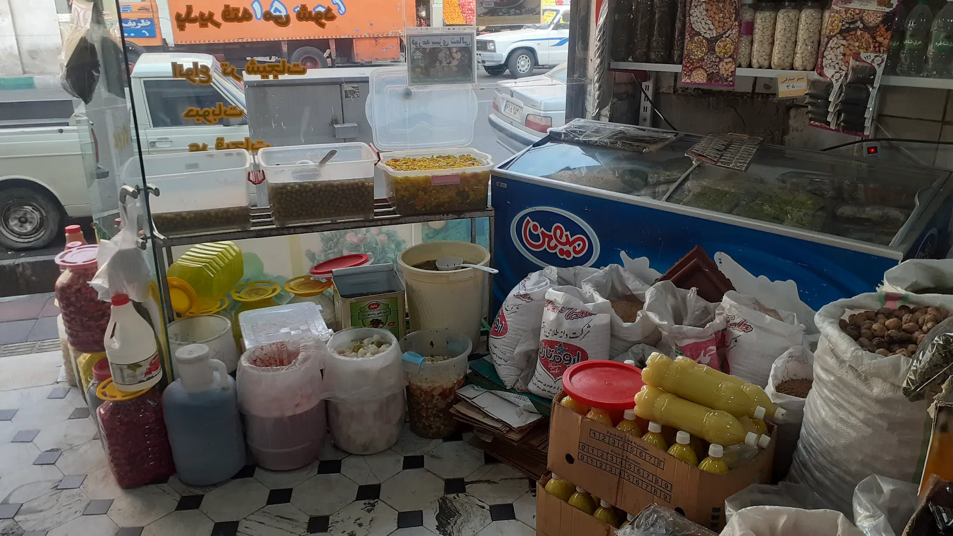 سبزی خوردکنی خاطره سبز (شعبه اصلی) - تصویر 2