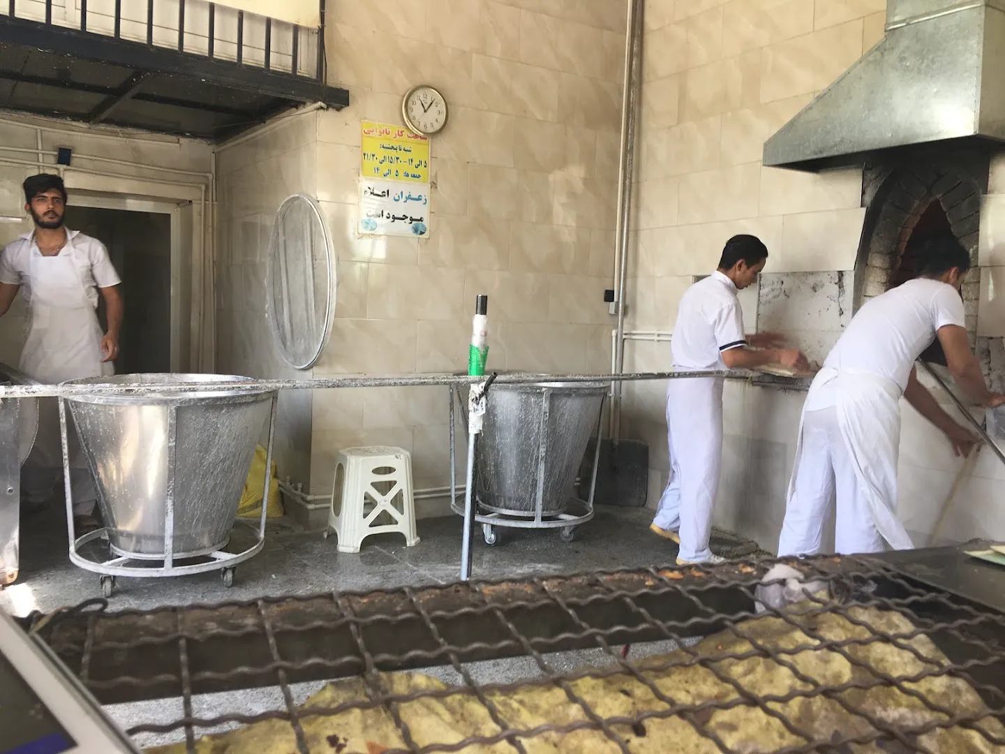 نانوایی سنگک (شعبه اصلی) - تصویر 3
