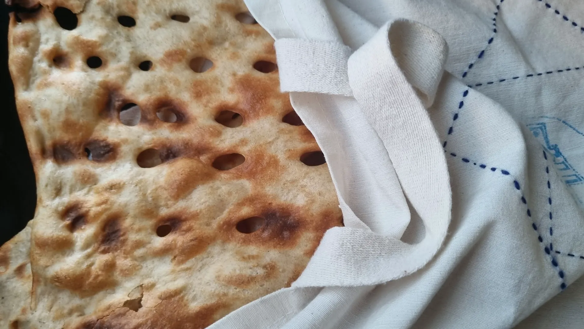 نان سنگکی سنتی (شعبه اصلی) - تصویر 4