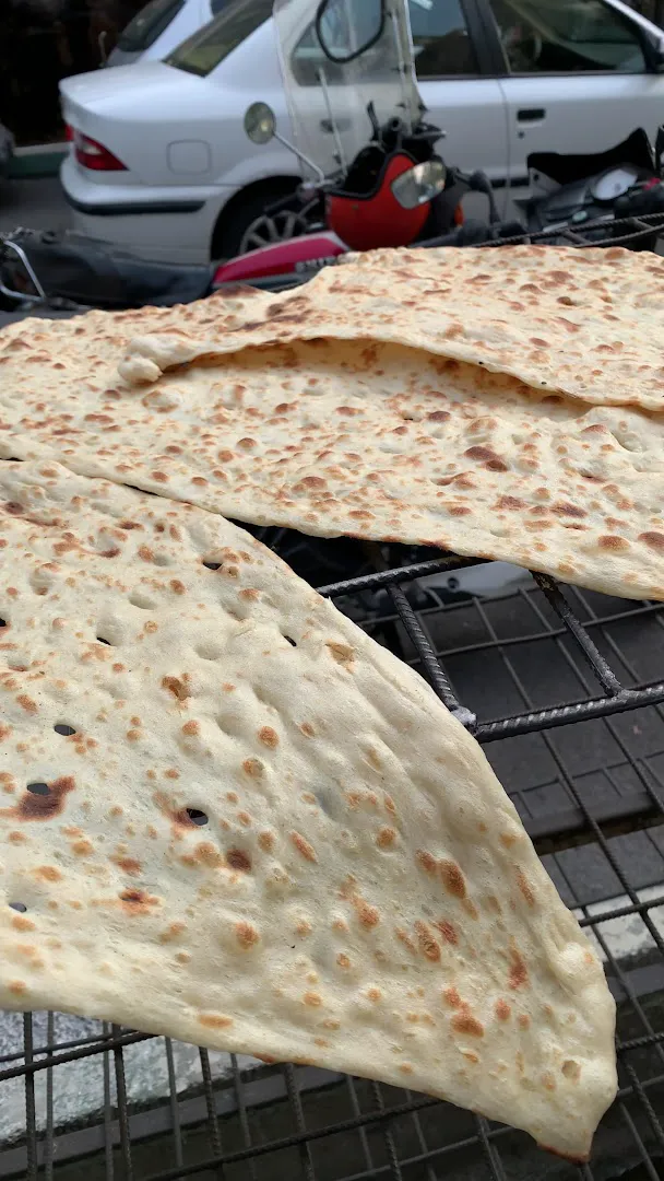 نانوایی سنگک (شعبه اصلی) - تصویر 2