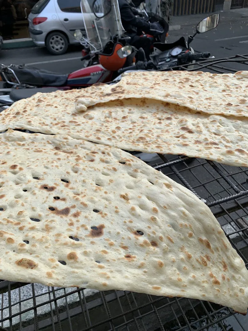 نانوایی سنگک (شعبه اصلی) - تصویر 3