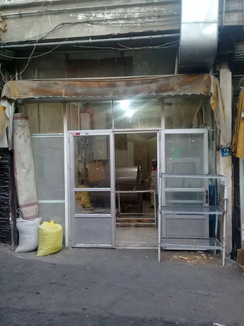 نانوایی سنگک فاطمی (شعبه اصلی) - تصویر 3
