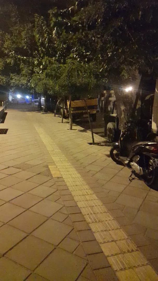 نانوایی سنگکی جانبازان خیابان رحیمی (شعبه اصلی) - تصویر 2